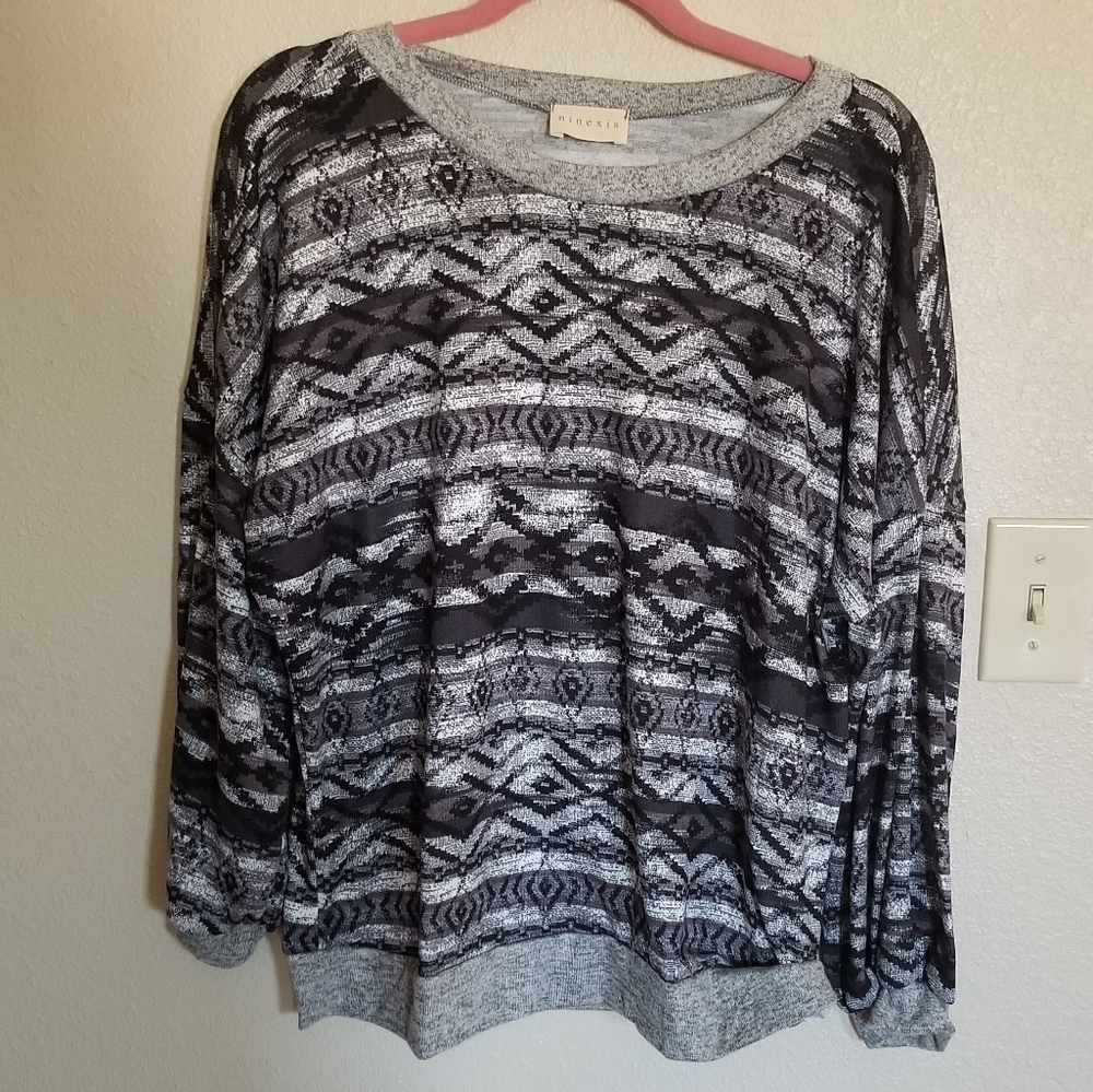 Super soft lightweight boho southwest aztec pullover  heather heathered